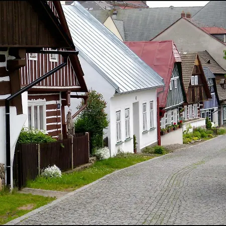 Spacious House At The Gate Of Giant Mountains Prázdninový dům *
